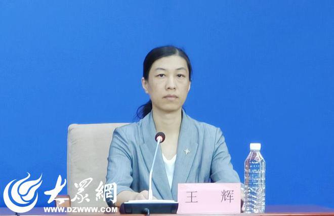 目前枣庄市“互联网+”云服务平台共入驻企业989家累计服务企业2000余家(图4) 目前枣庄市“互联网+”云服务平台共入驻企业989家累计服务企业2000余家(图4)